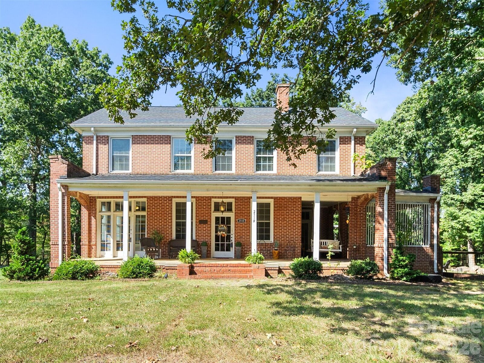 Property Photo: 2510 Shelton Avenue NC 28677