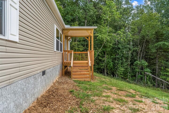 Property Photo:  162 Ada Way  NC 28791 