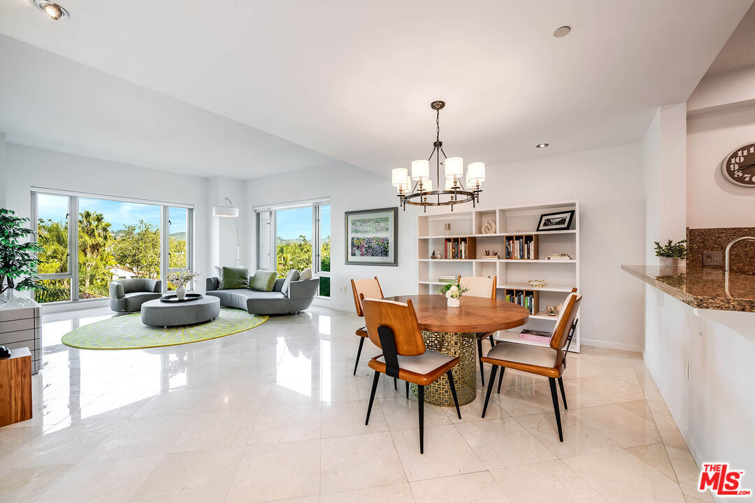 Property Photo: 10727 Wilshire Blvd, Unit 502 CA 90024