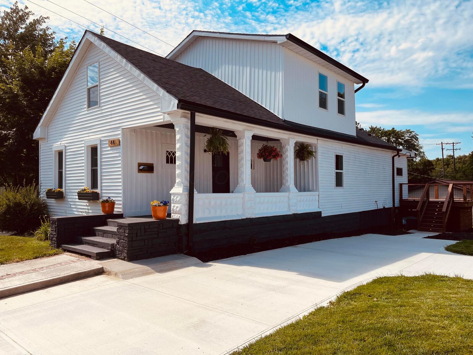 Property Photo: 44 Bernard Avenue OH 43015