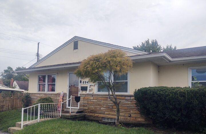 Property Photo:  892-894 Salisbury Road  OH 43204 