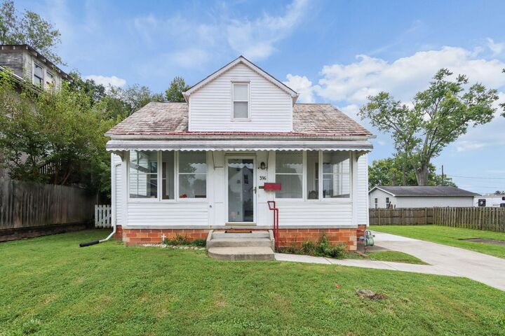 Property Photo:  396 N Orchard Street  OH 43138 