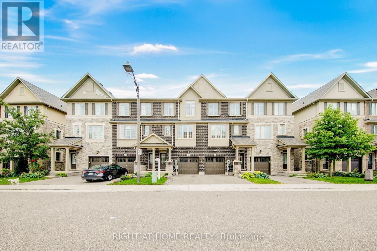 Property Photo:  408 Belcourt Common  ON L6H 0R2 