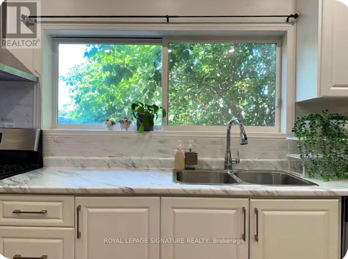 Property Photo: 1119 Rebecca Street ON L6L 1Y6