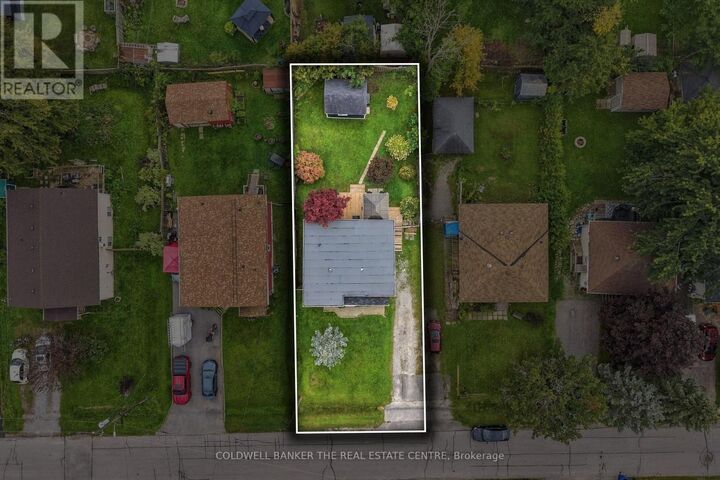 Property Photo: 293 Kenwood Avenue ON L4P 2X6