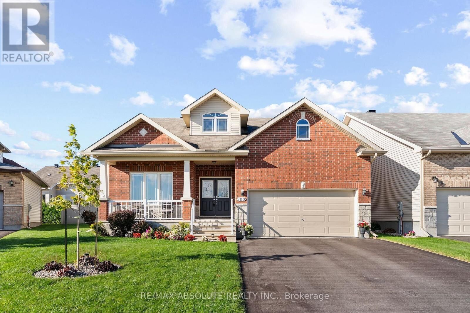 Property Photo: 190 Ida Street ON K7S 3Y4