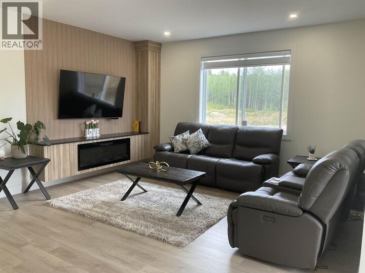 Property Photo: 2395 Rowe Street 101 BC V2N 0K5