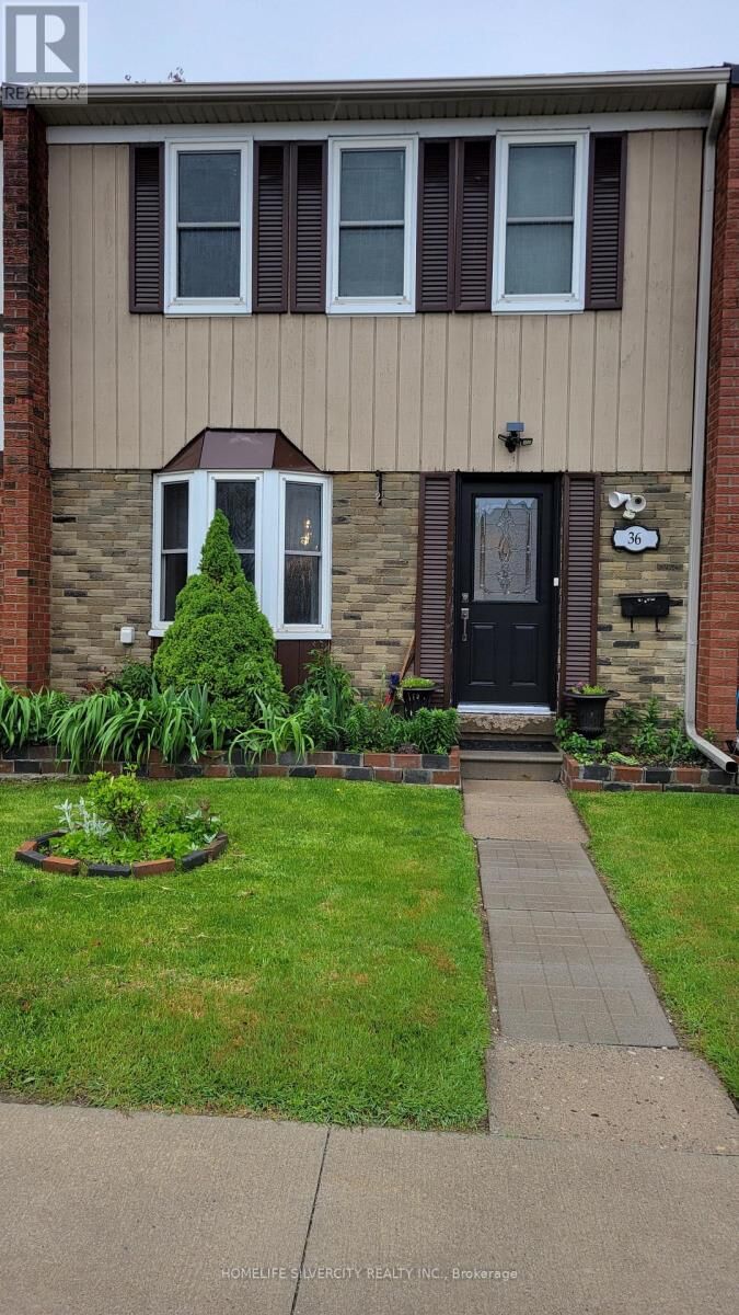 Property Photo: 900 Central Park Drive 36 ON L6S 3J6