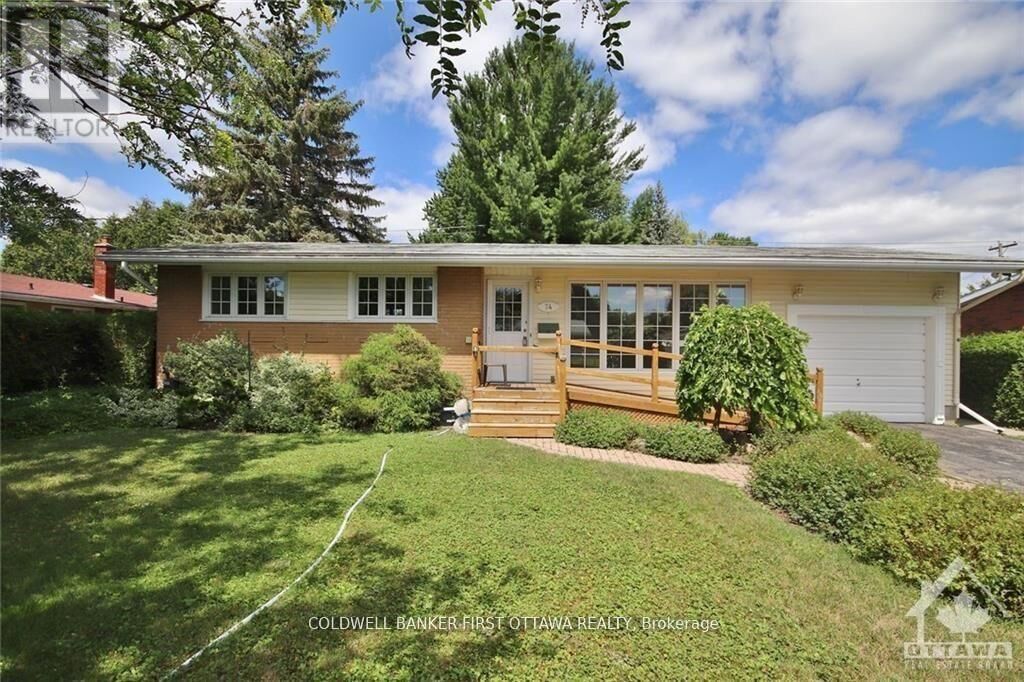 Property Photo: 74 Hilliard Avenue ON K2E 6C1