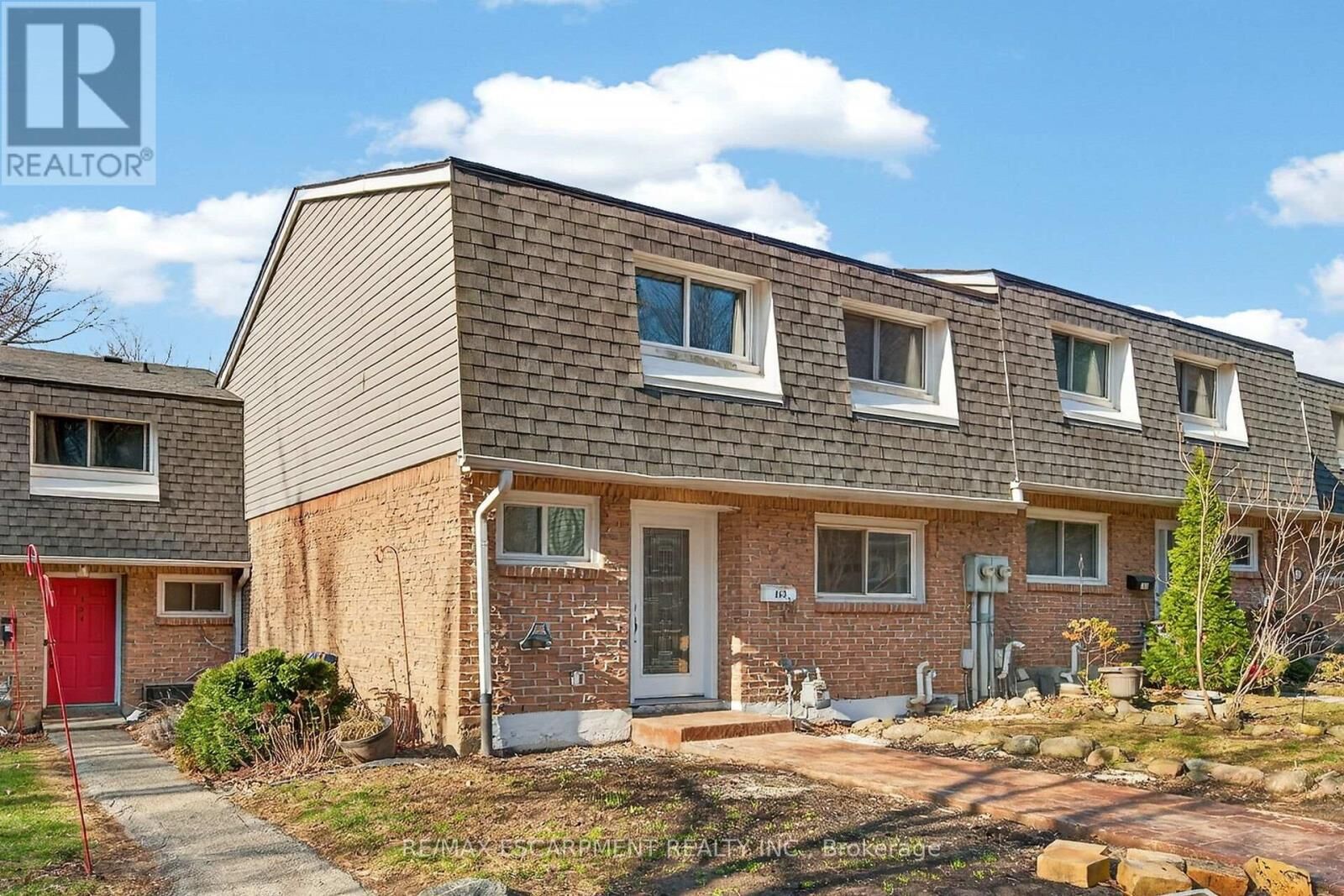 Property Photo: 2050 Upper Middle Road 153 ON L7P 3R9