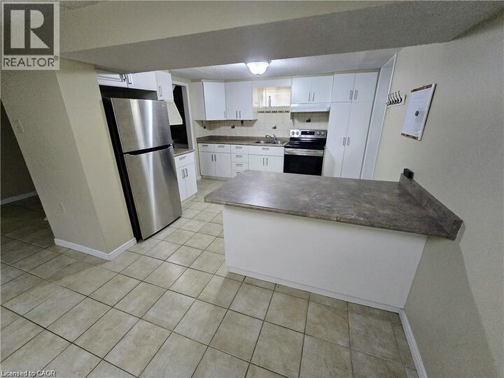 Property Photo:  89 Elgin Street North B  ON N1R 5H5 