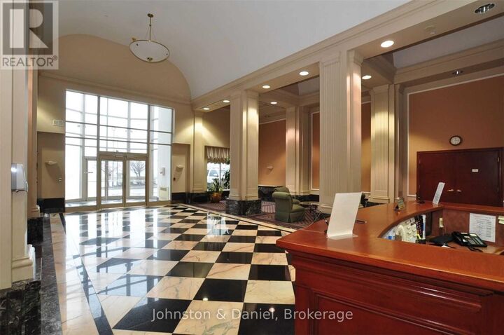 Property Photo:  1 Lee Centre Drive 1115  ON M1H 3J2 