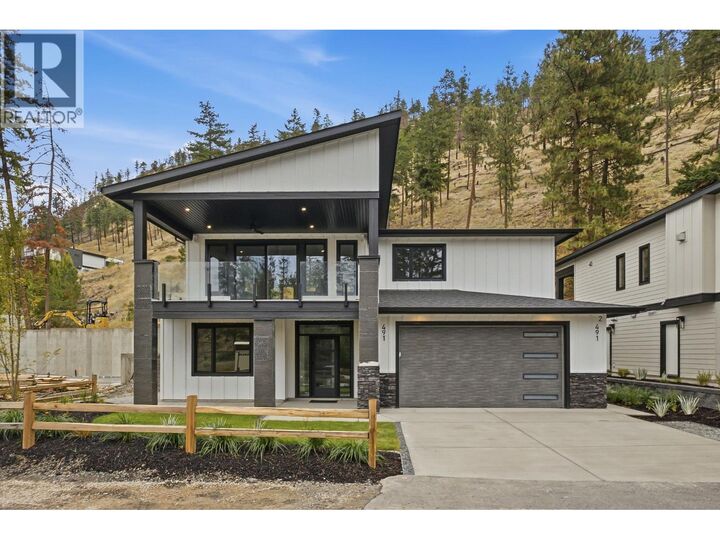 Property Photo:  491 Clifton Road North  BC V1V 1H1 