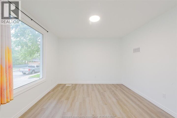 Property Photo:  941 Cataraqui  ON N9A 3P7 