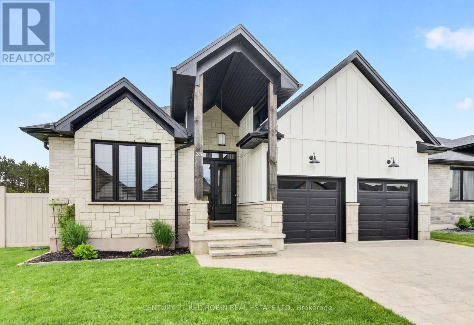 Property Photo: 35 Elliot Street ON N7G 0H1