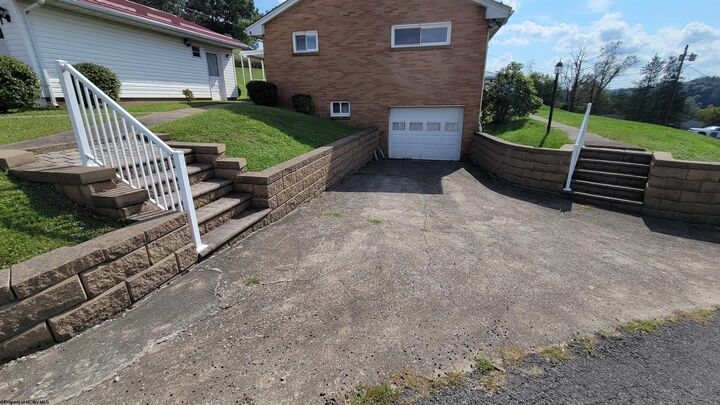 Property Photo:  2218 Linn Ann Drive  WV 26554 