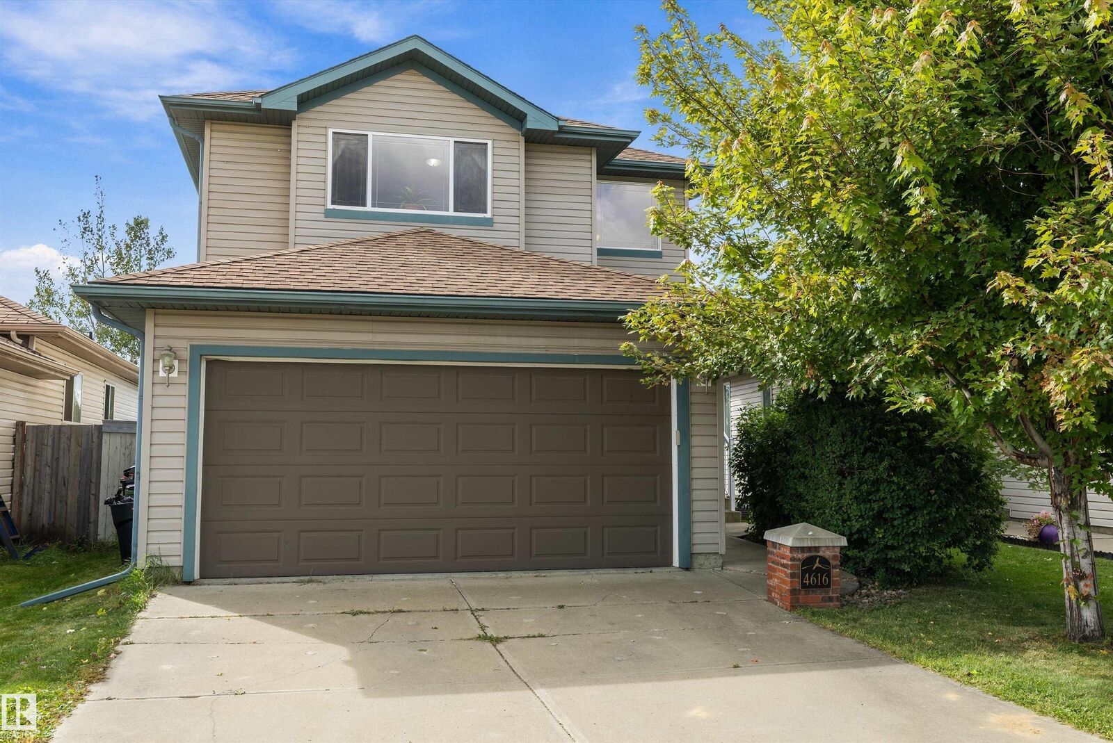 Property Photo:  4616 191 Street NW  AB T6M 2Y2 