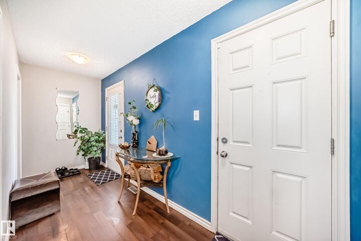 Property Photo:  3734 9 Street NW  AB T6T 0S2 
