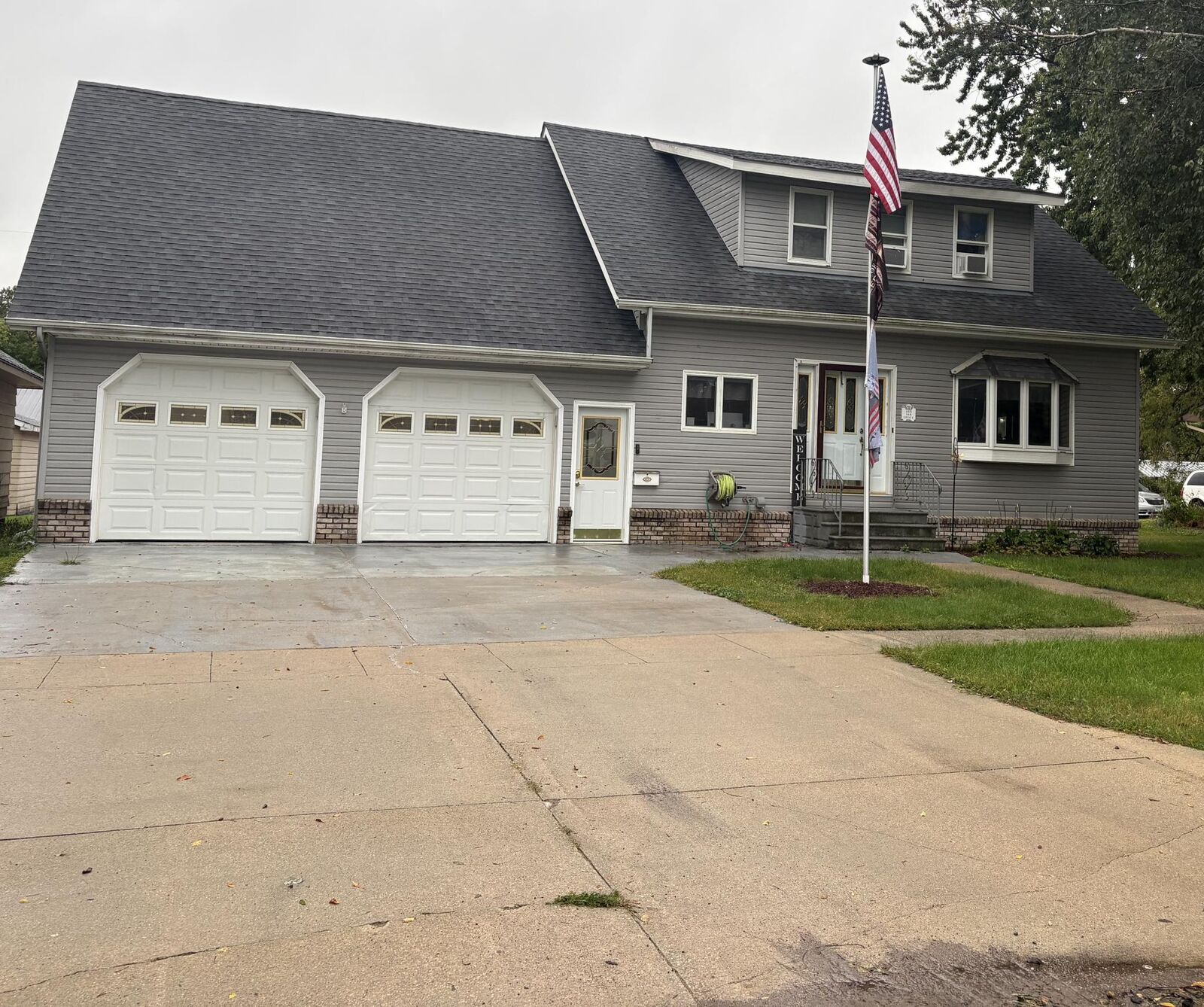 Property Photo:  122 Lewis Street W  MN 56060 