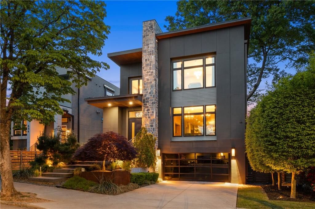 Property Photo:  640 East Avenue  GA 30312 