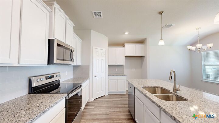 Property Photo: 1919 Caponier Street TX 76559