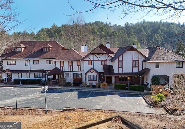 Property Photo:  327 Brucken Strasse # 305  GA 30545 