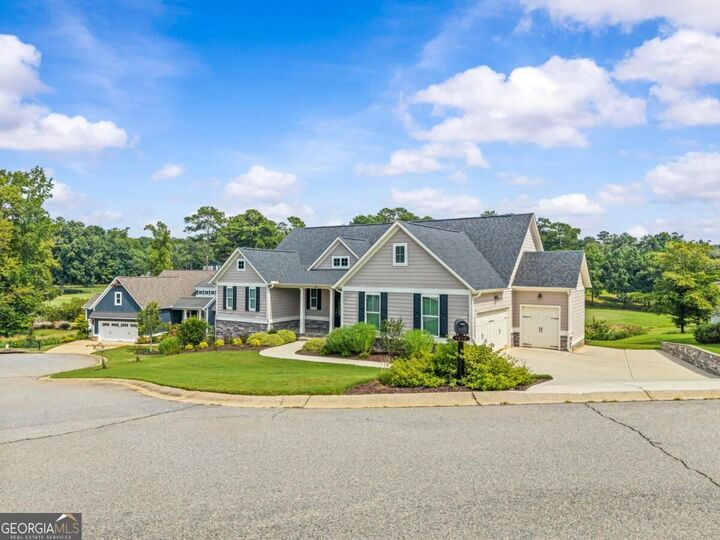 Property Photo:  1011 Lofter Place  GA 30642 