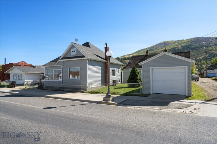 Property Photo:  615 E 4th  MT 59711 
