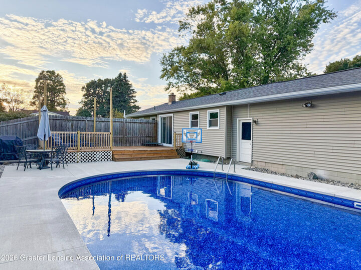 Property Photo: 1175 Ro Dic Don Drive MI 48820