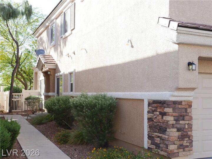 Property Photo: 1065 Cryer Court 103 NV 89002
