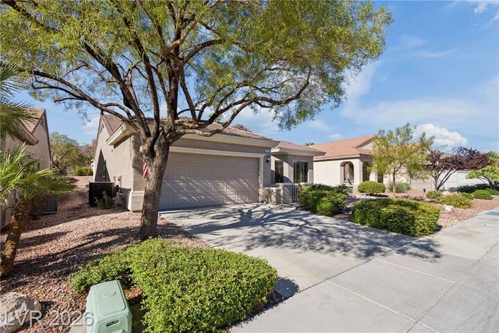 Property Photo:  2127 Tiger Links Drive  NV 89012 