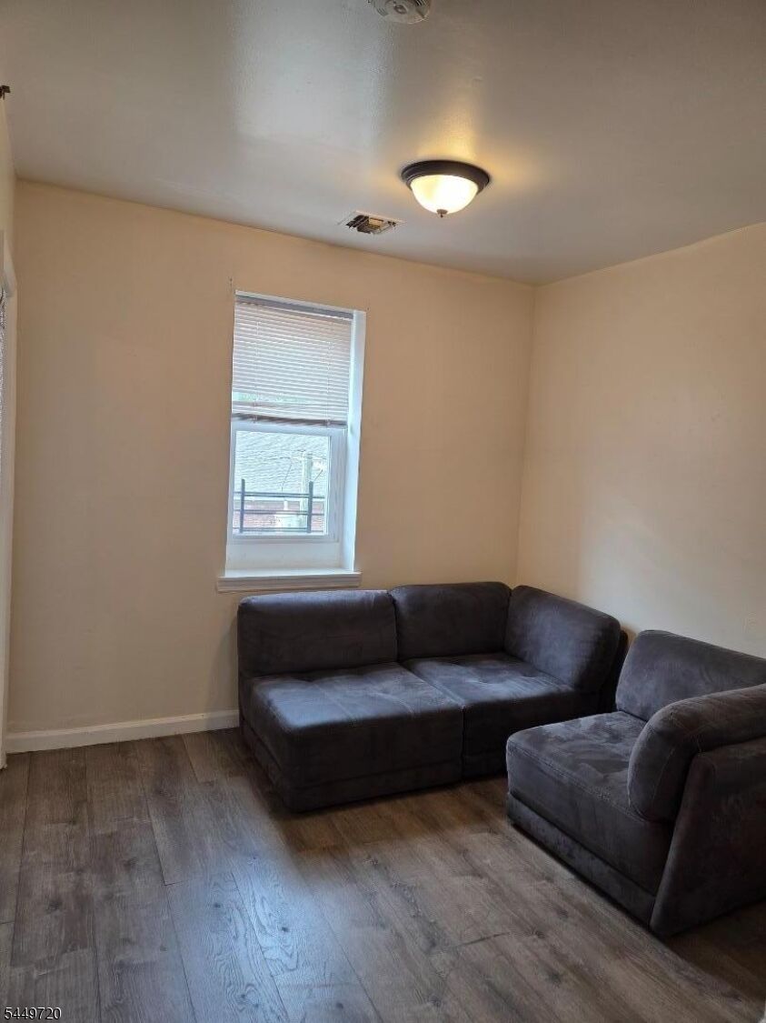 Property Photo:  18 Van Houten St 4  NJ 07505 