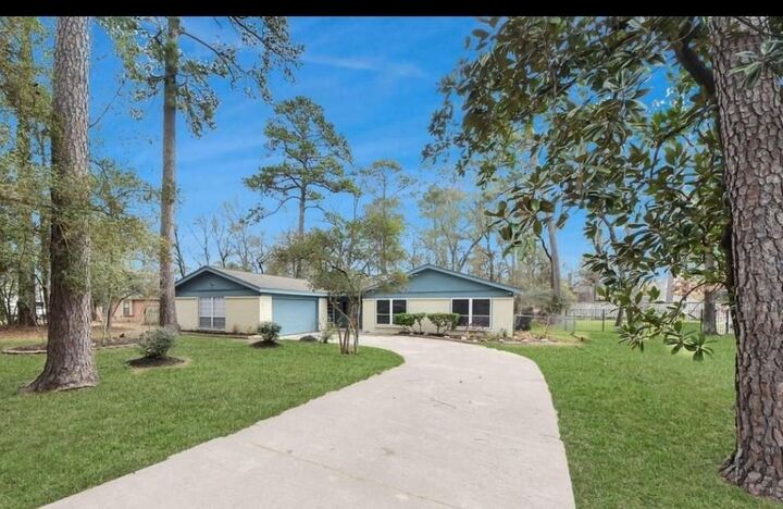 Property Photo: 26206 Maplewood Drive TX 77386
