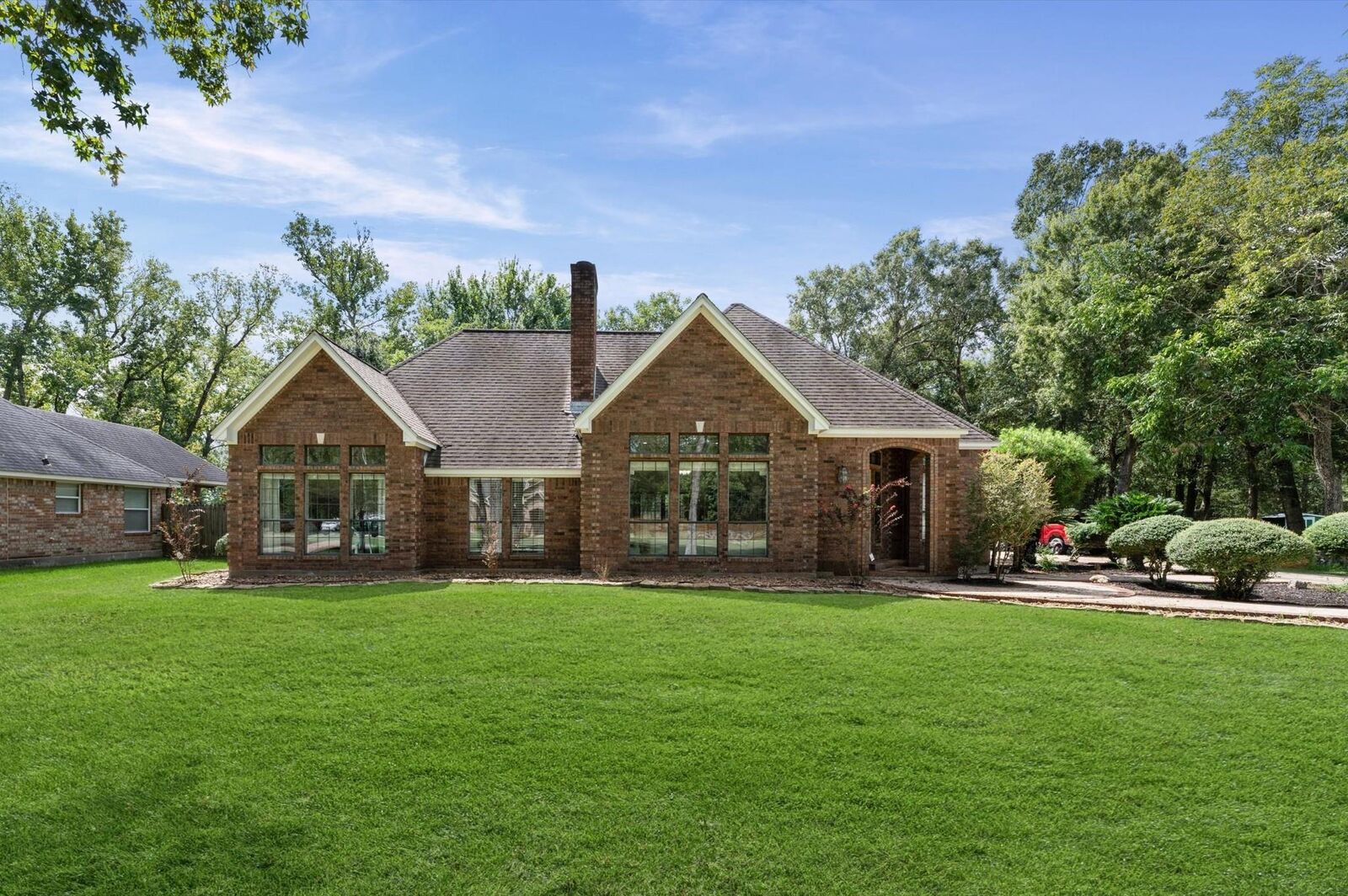 Property Photo: 205 Oetken W TX 77514