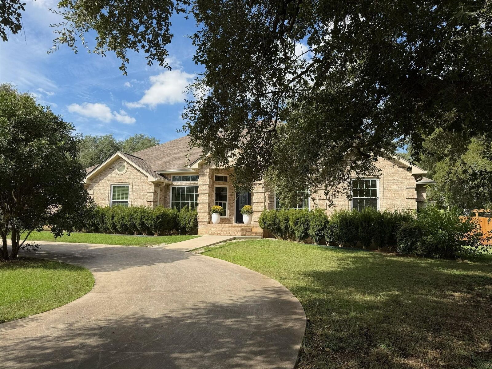 Property Photo: 115 Mesquite Circle TX 78108