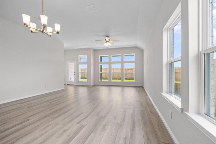 Property Photo: 509 Sunset Court TX 77535