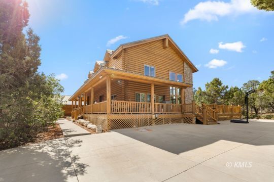 Property Photo: 615 Zion Dr UT 84758