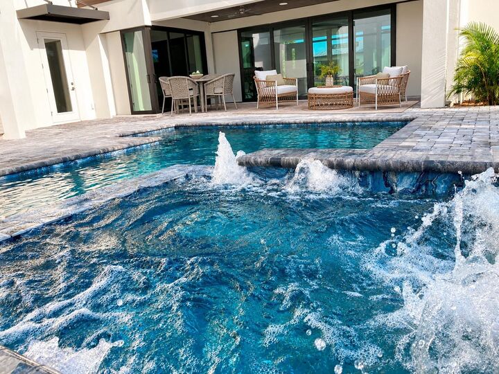 Property Photo:  2110 Michele Drive  FL 34231 