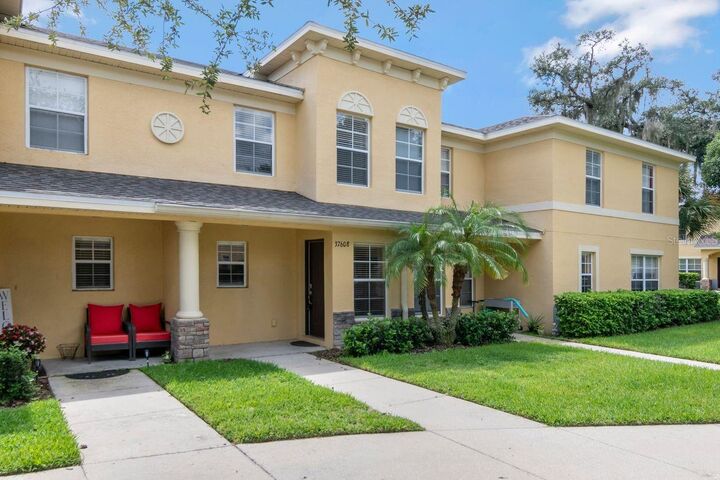 Property Photo: 37608 Daliha Terrace FL 33542