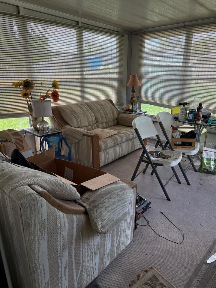 Property Photo: 4847 5th Street FL 34653