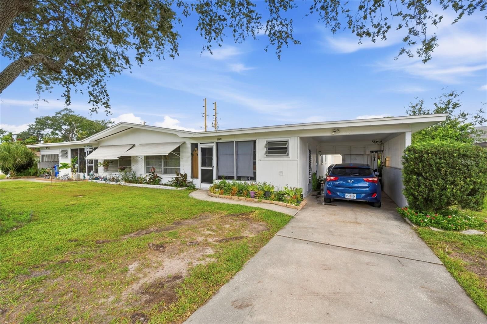 Property Photo: 1154 Angle Road FL 34698