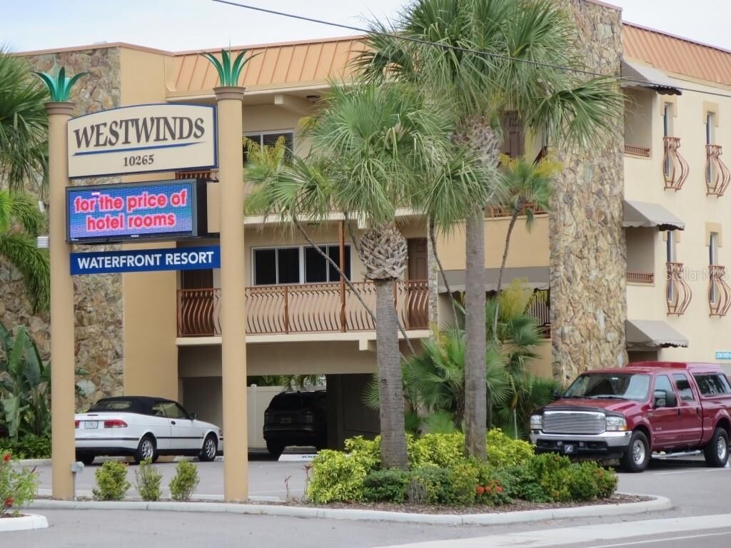 Property Photo: 10265 Gulf Boulevard B314 FL 33706