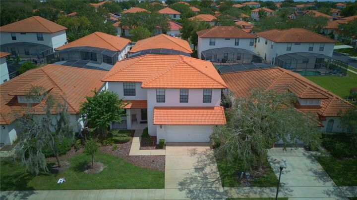 Property Photo: 16617 Caribbean Breeze Way FL 34714