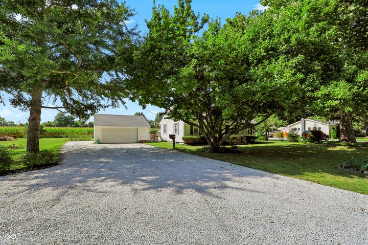 Property Photo:  2211 Cicero Road  IN 46060 