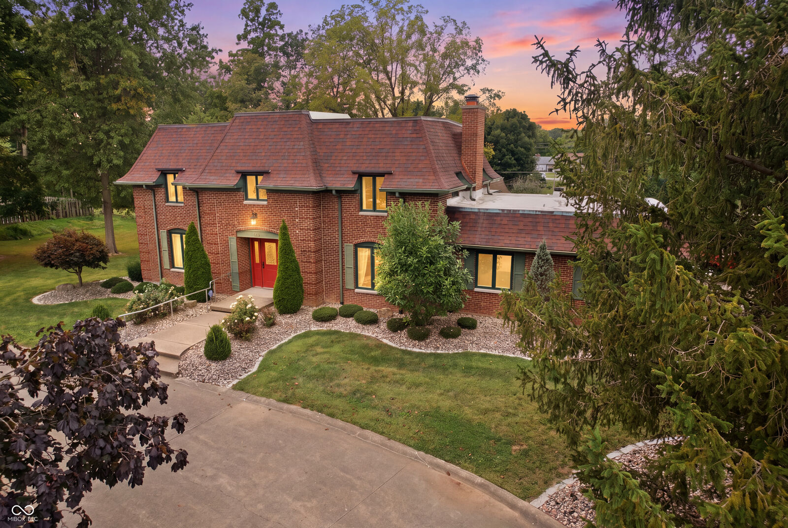 Property Photo: 961 Country Club Drive IN 47240
