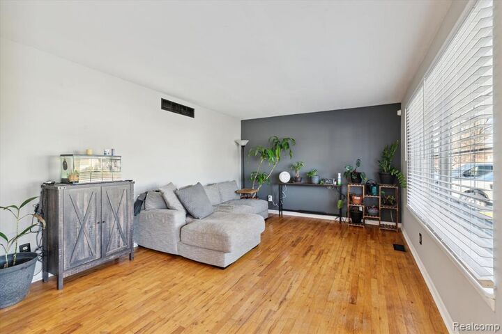 Property Photo: 24198 Colonial Drive MI 48183 3725