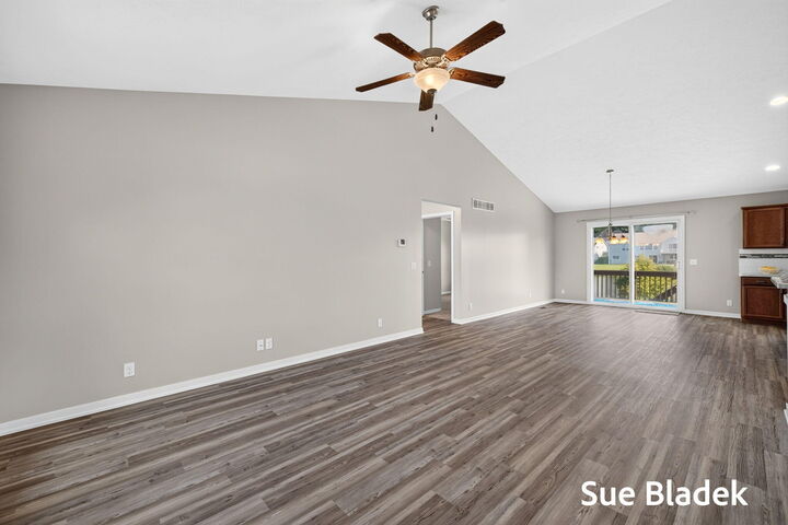 Property Photo: 3716 Hickoryrow Court MI 49424