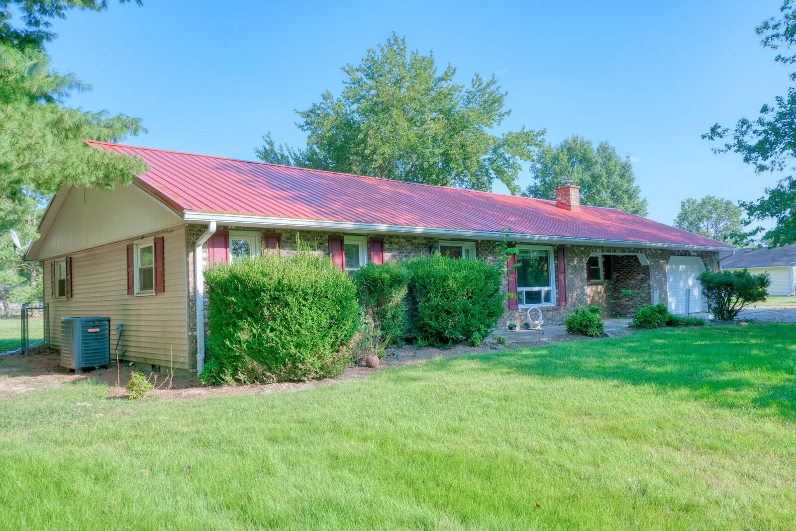 Property Photo:  103 Smith Drive  IL 62924 