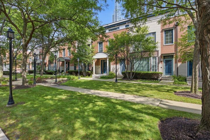 Property Photo:  1433 S Prairie Avenue H  IL 60605 
