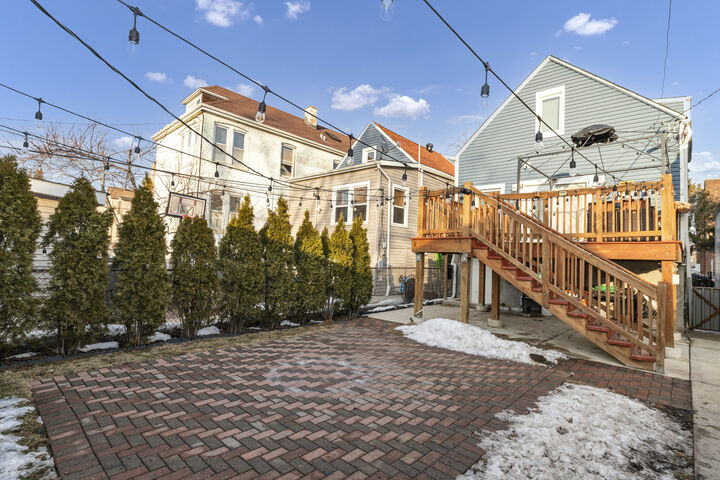Property Photo: 1442 S 50th Court IL 60804